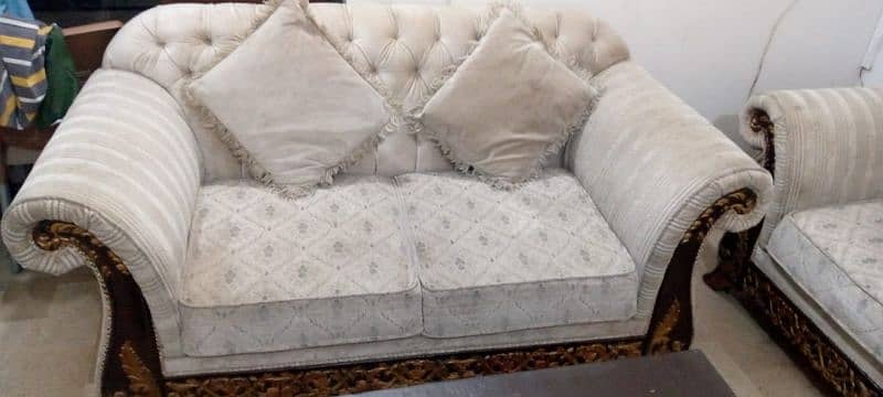 07 Seater sofa set with center table 0