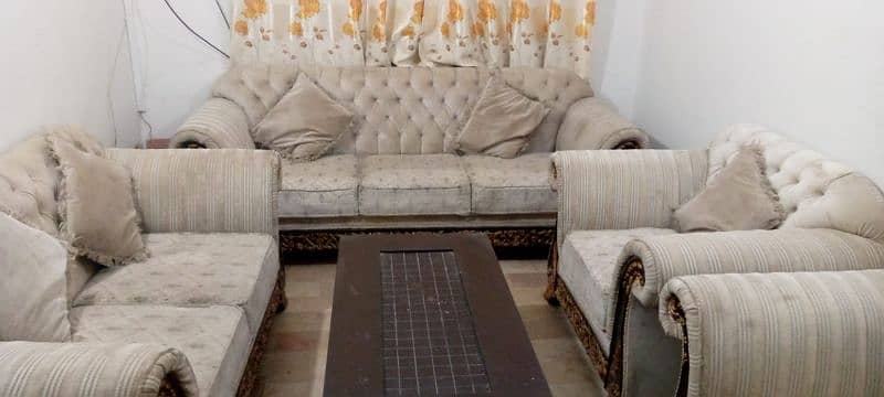 07 Seater sofa set with center table 4