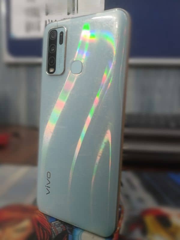 Vivo Y30 - Used Mobile Phone 7