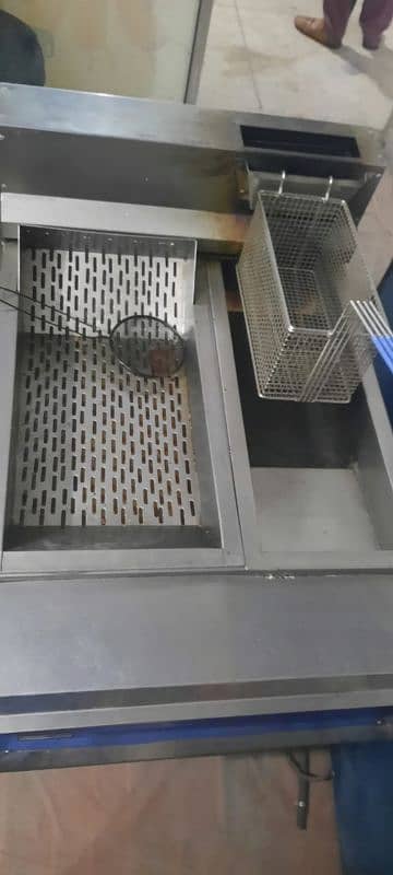 Electric and Gas Fryer For Commercial Use 1