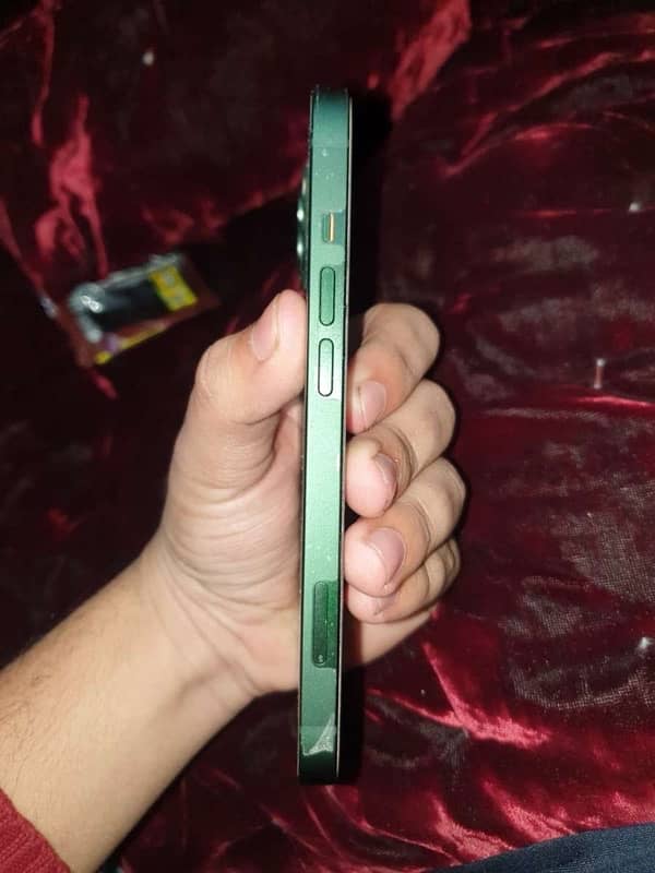 iphone 13 non pta with box 0