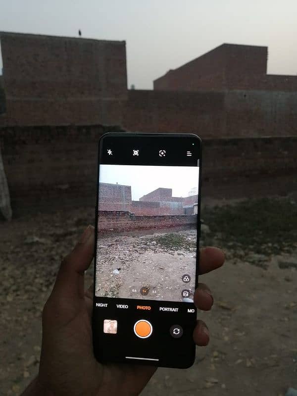 One Plus 10pro non pta 8 128 10 by 10 with charger pubg best device 4