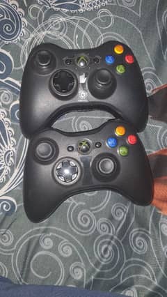 XBOX 360 Controllers Hard Disk including games 256GB and Power Supply