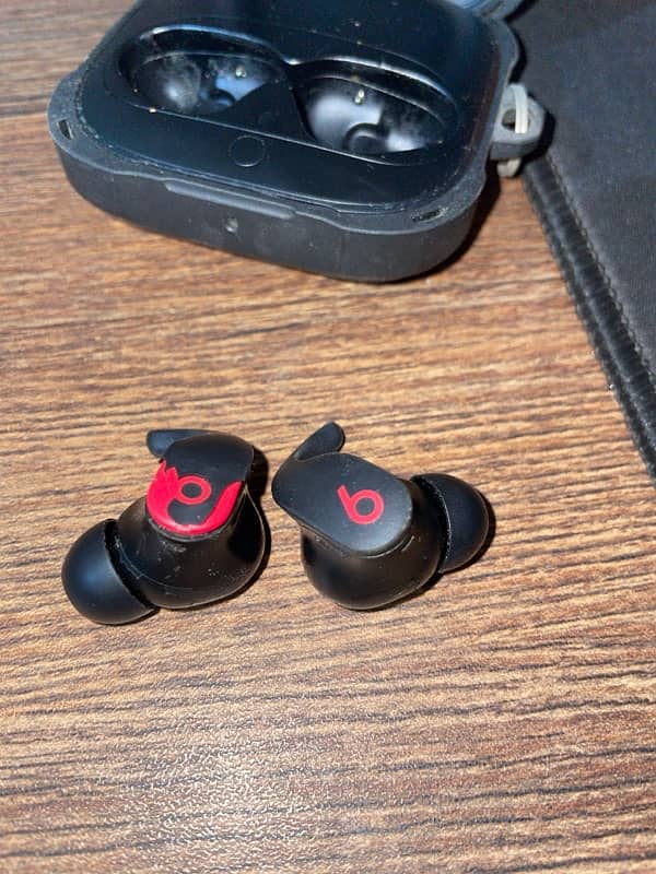 beats Fit Pro - 100% Battery Life 2