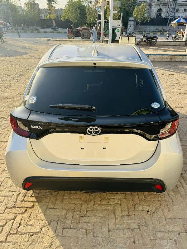 Toyota Yaris  2020 1