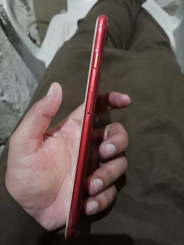 I phone 7 plus pta approoved 6/128 red colour 2