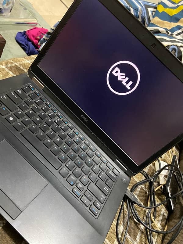 Dell latitude E5470 core i5 6 generation 1