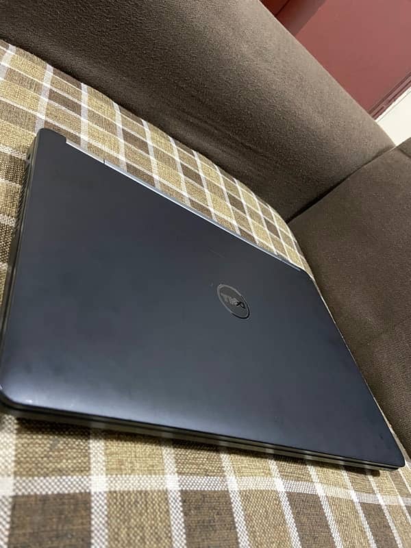 Dell latitude E5470 core i5 6 generation 4