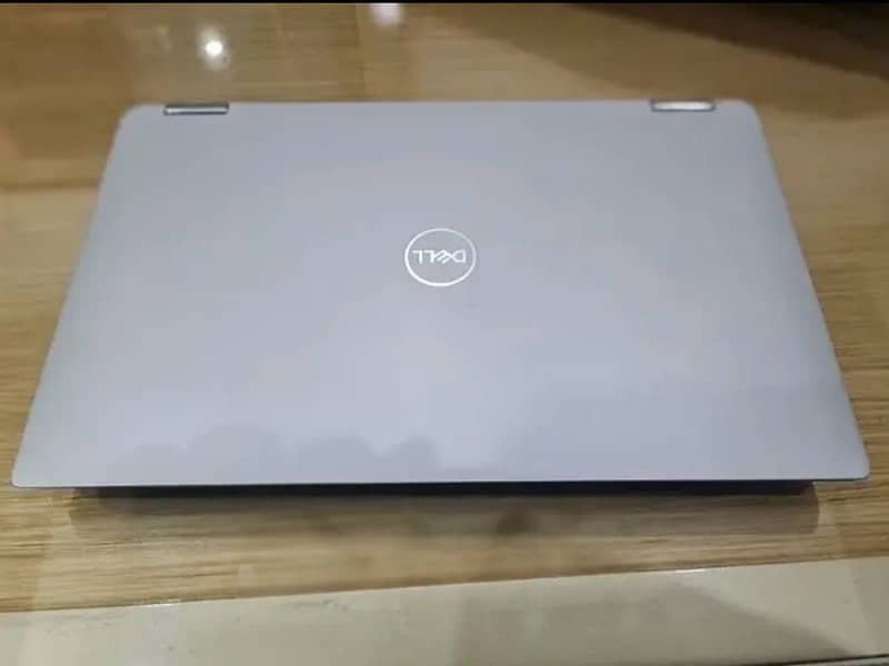 Dell 2 in 1 Bezel-less 16GB / 256GB SSD 1