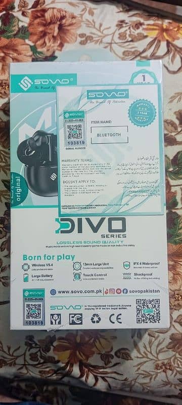 sovo air pods/ear buds ear pods 2