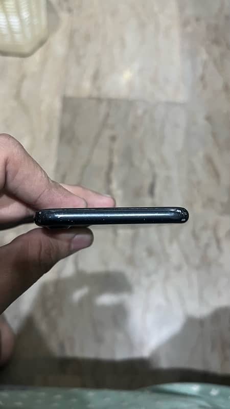 IPHONE 7 PTA 32 GB 3