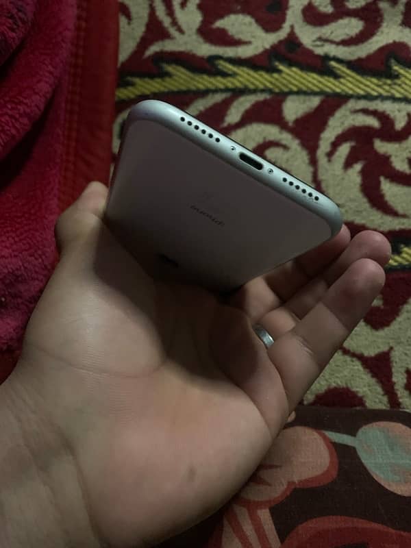 iphone xr 1