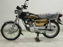 HONDA CG-125 SELF START GOLD EDITION