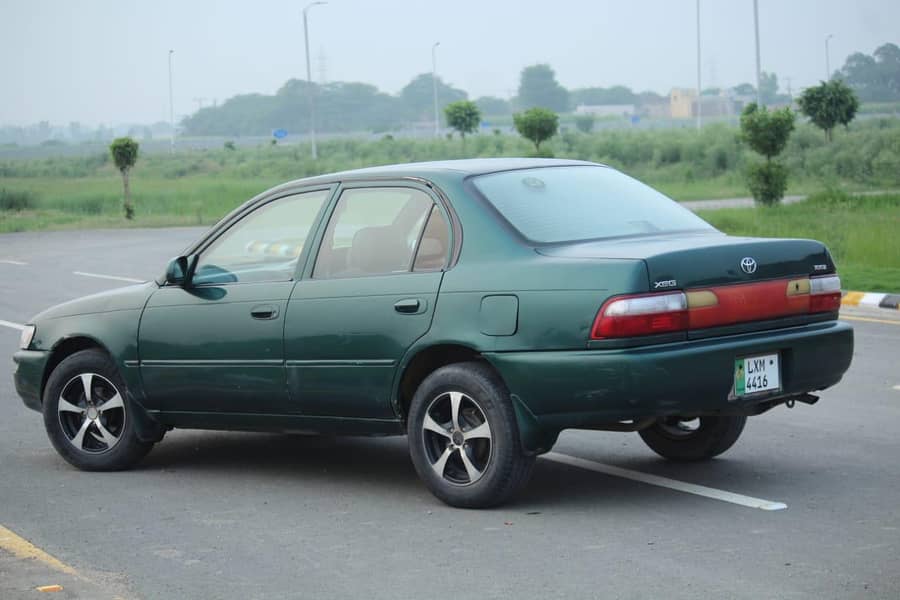 Toyota Corolla XEG 1999 5