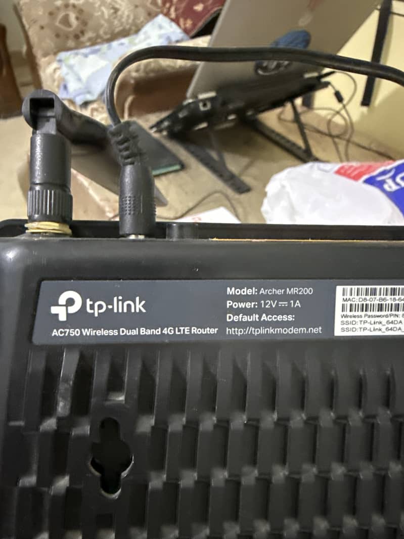 TP Link AC750 Archer MR200 Router 3