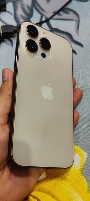 iphone 14 pro max 256 gb PTA approved 4