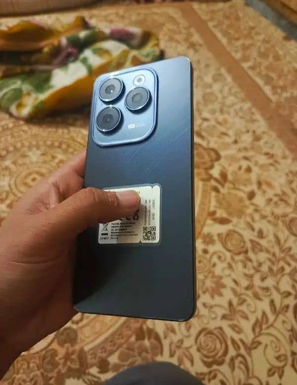 infinix hot 40 pro 2