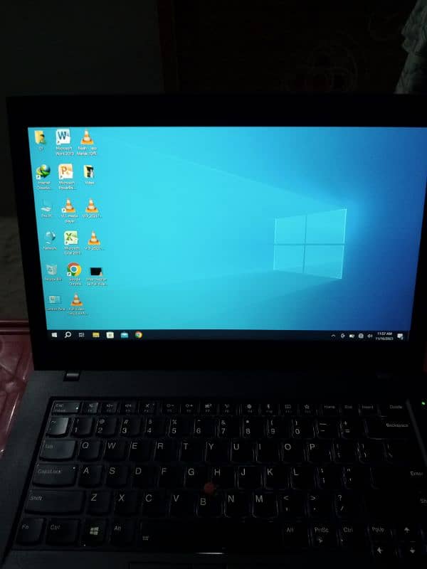 Lenovo cor i 7 /7 g 16 gb ram 256 ssd 0