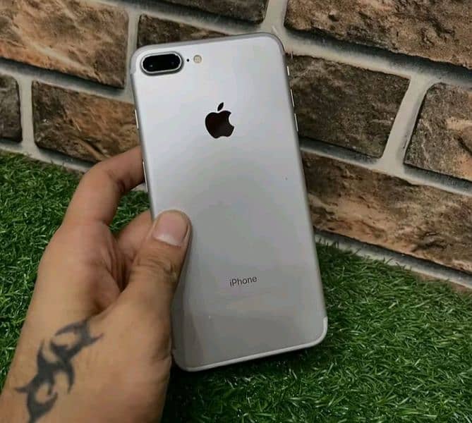 i phone 7 plus 128gb limited piece 2