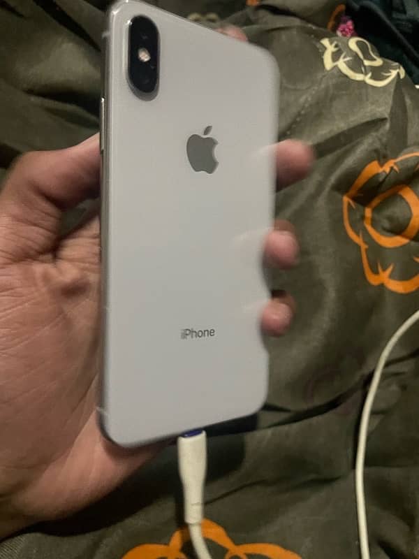 IPHONE X 7