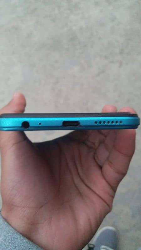 Infinix hote 12 4