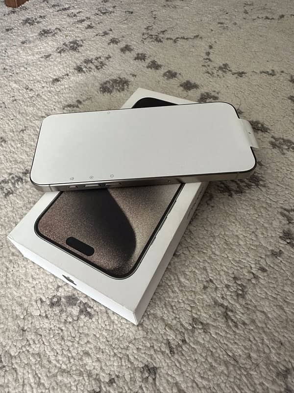 iPhone 15 pro max (512GB) 2