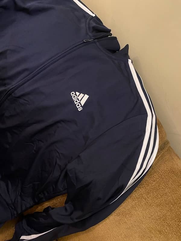 Original Adidas blue color track suit 100% original with adidas invoic 9