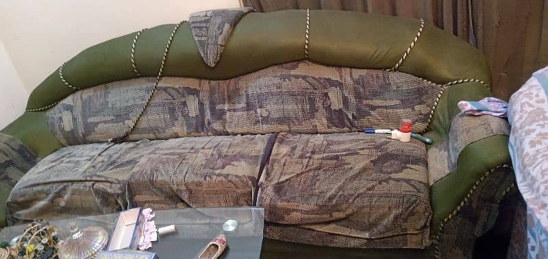 Sofa set for sale [Negotiable] 0