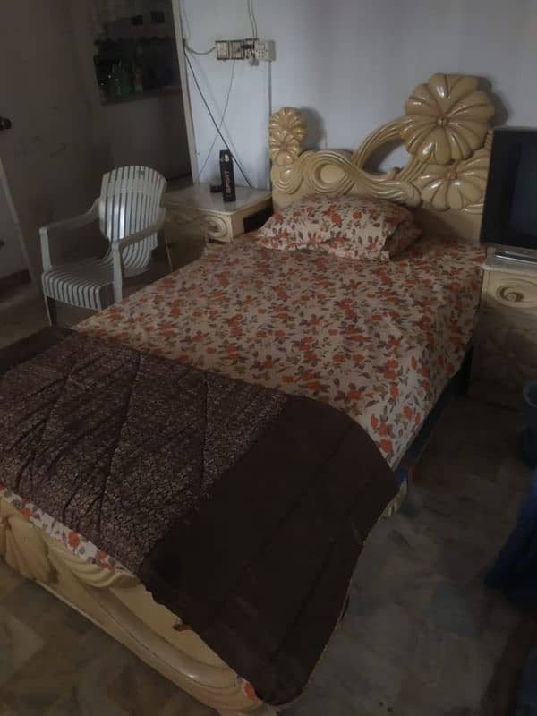 Single bed with 2 mattress for sale 3