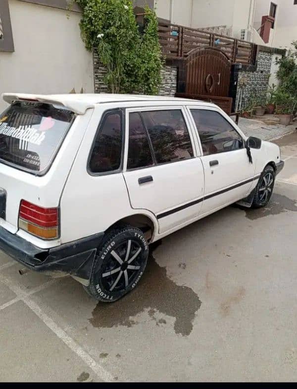 Suzuki Khyber 1994 3