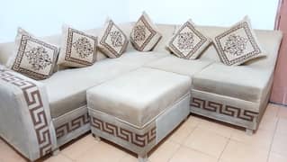 L sahpe corner sofa set good condition