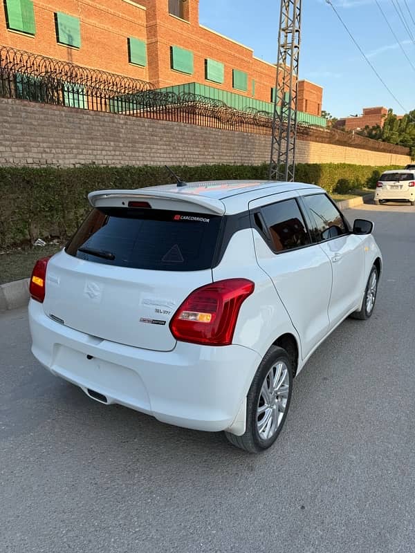 Suzuki Swift 2022 5