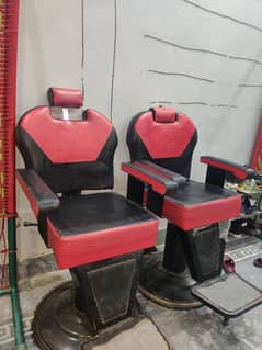 salon chairs good condition