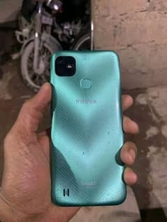 Infinix Samar hd 2/32 used with charger