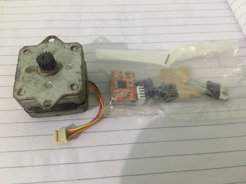 Stepper Motor With The New Motor Driving Circuit 12V. 5