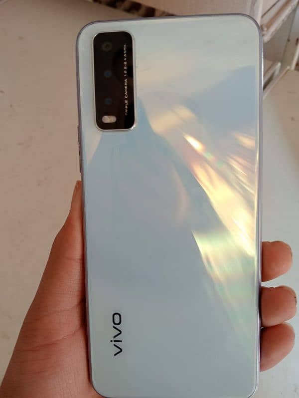 Vivo Y20 4