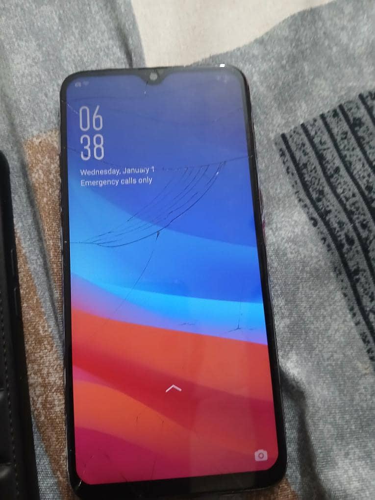 Oppo F9 Pro Urgent Sale 9