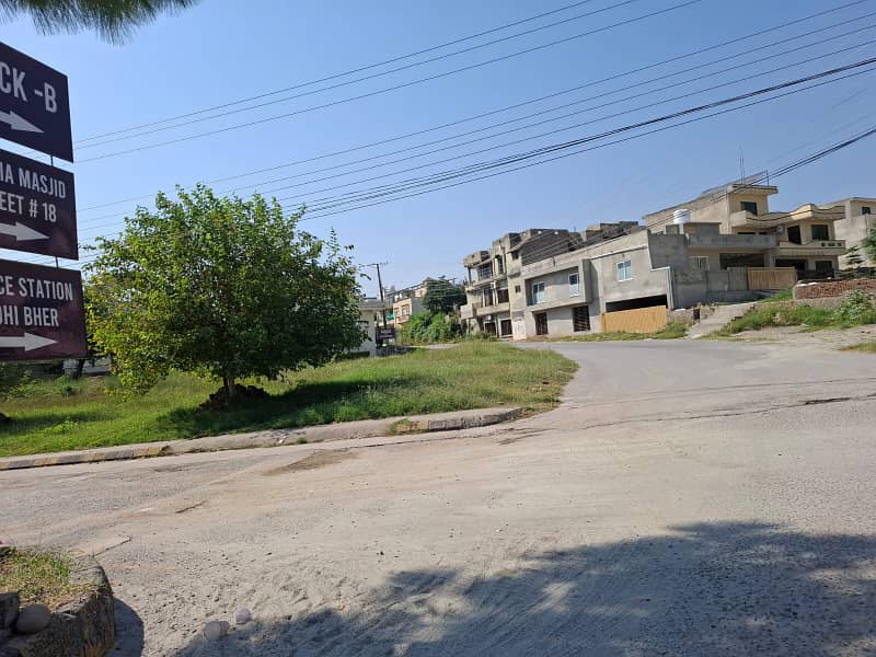 Commercial Plot For Sale in Aghosh Phase 1 ISlamabad At Investor Price For Genuine Buyer 2