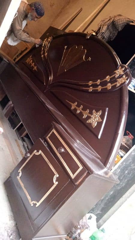 pure wood bed for sale in Gujranwala/ bed sofa, and side tables 10/10 0