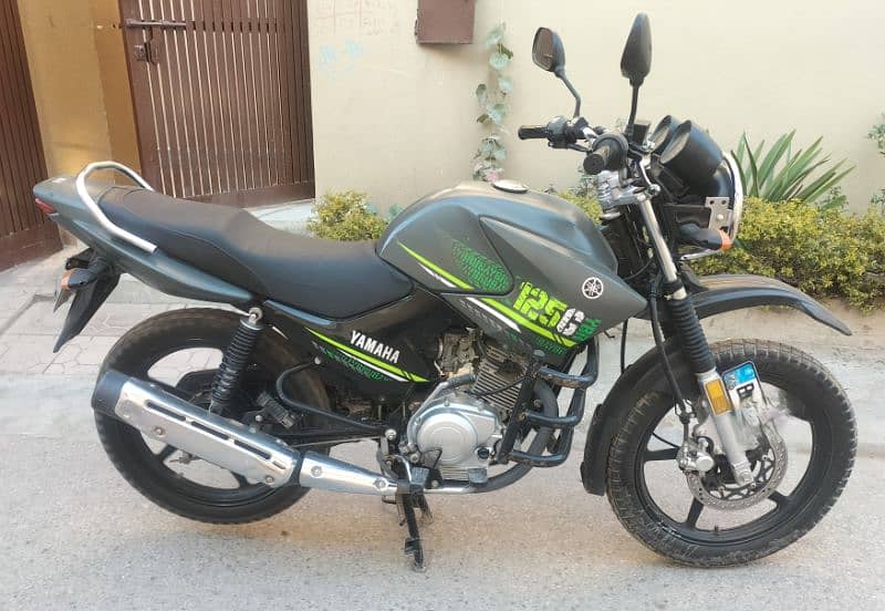 Yamaha YBR 125G 2