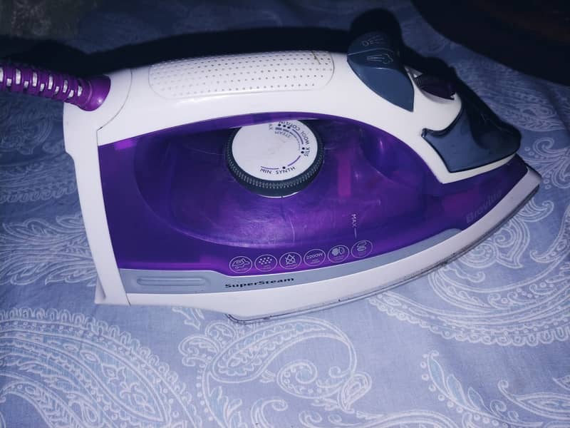 Steam Iron Breville 2200 watts 1