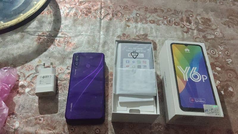 y6p 10/10 condition box + original adapter no open no repir. 0