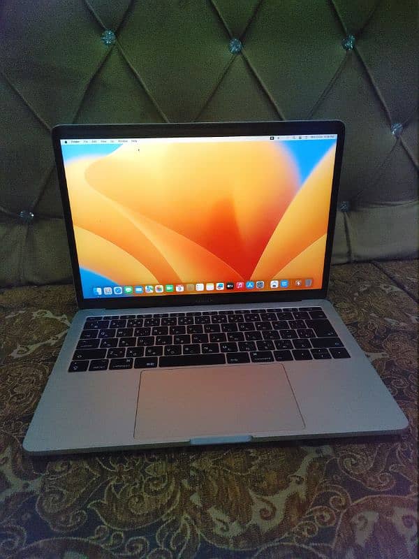 MacBook Pro 2017, 13inch i5 8/256 2