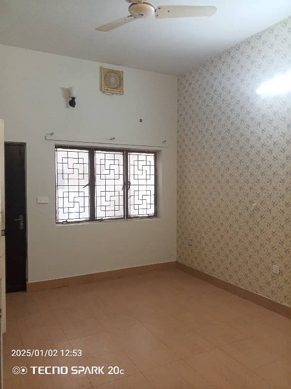 10 Marla Well Maintained Owner Build Full House Available For Rent In DHA Phase 1 Near Gulbarg And Gazi Road And Allama Iqbal International Airport Lahore 7