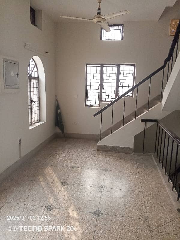 10 Marla Well Maintained Owner Build Full House Available For Rent In DHA Phase 1 Near Gulbarg And Gazi Road And Allama Iqbal International Airport Lahore 25