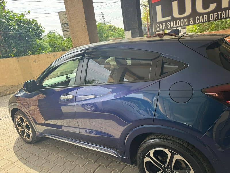 Honda Vezel 2021 4