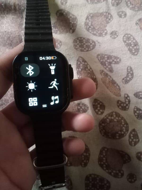 Hk 01 smart watch 1