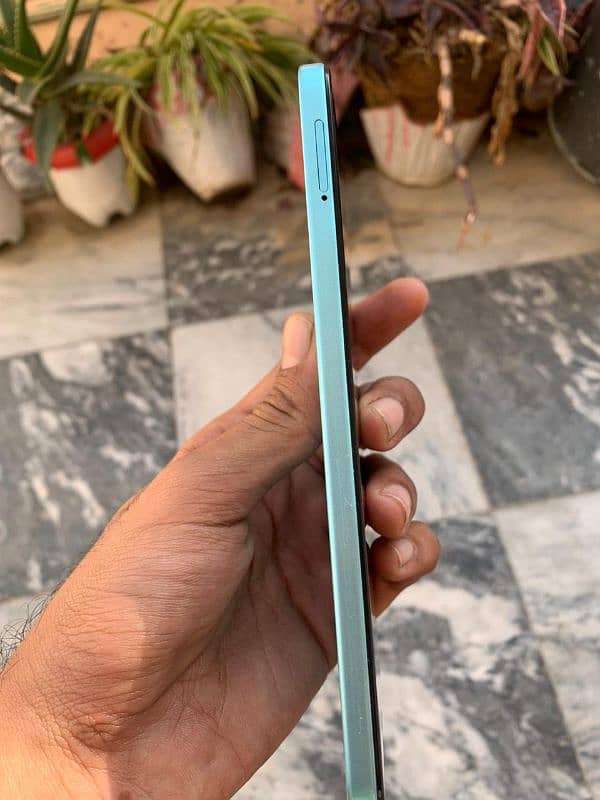 Infinix hot 50 pro 8+8 128 gb 4