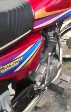 Honda CG 125 2009model total genuine urgent sale Karna ha