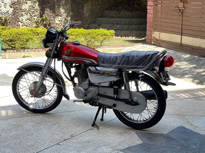 Honda 125 special edition 3